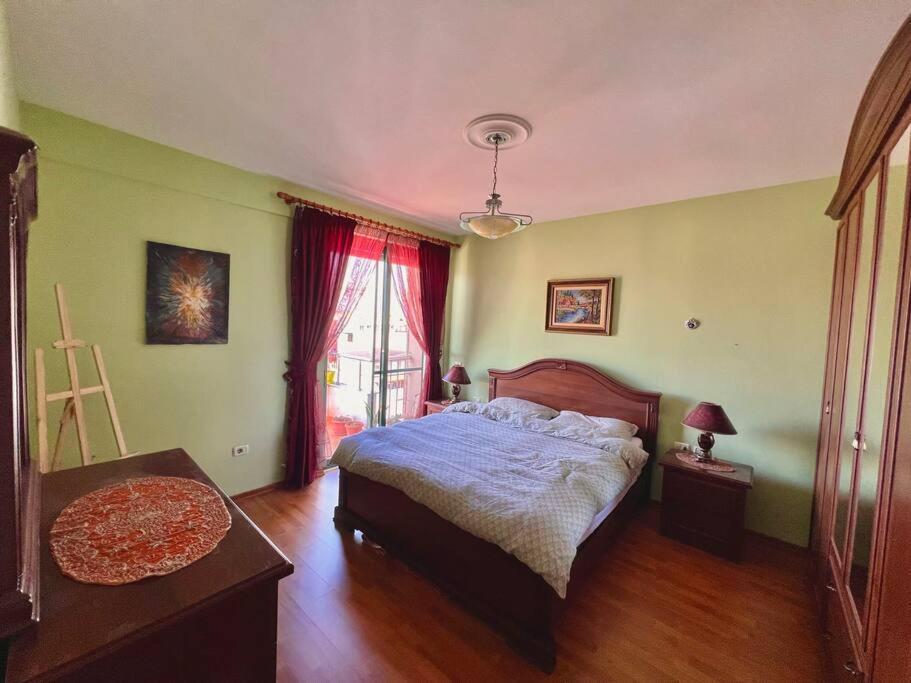 Central Tirana Flat Near Bazaar Kültér fotó